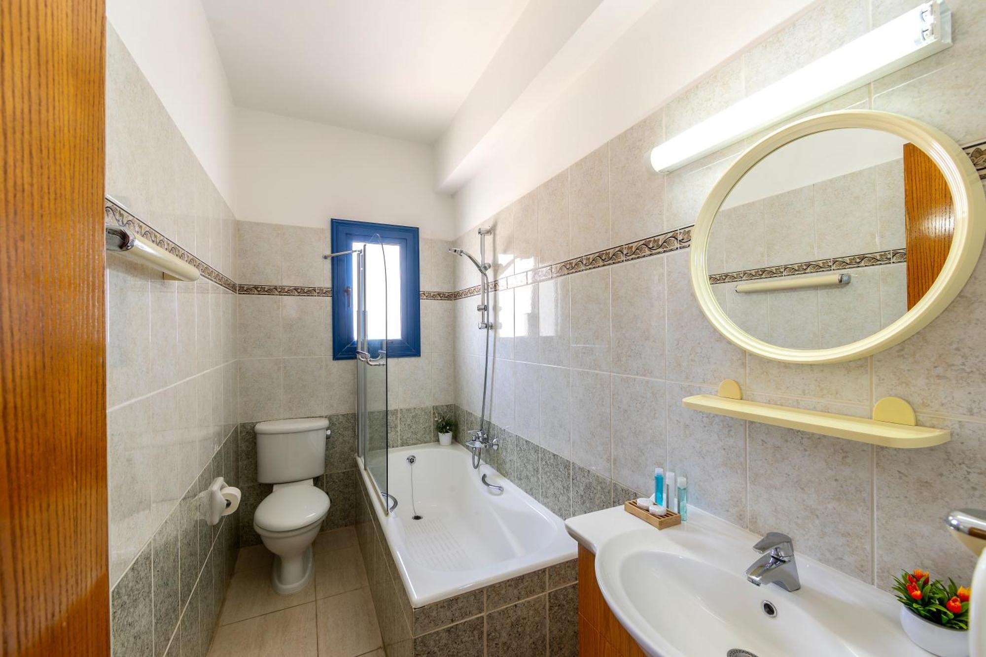 Diana Seaside Villas Pomos Eksteriør bilde