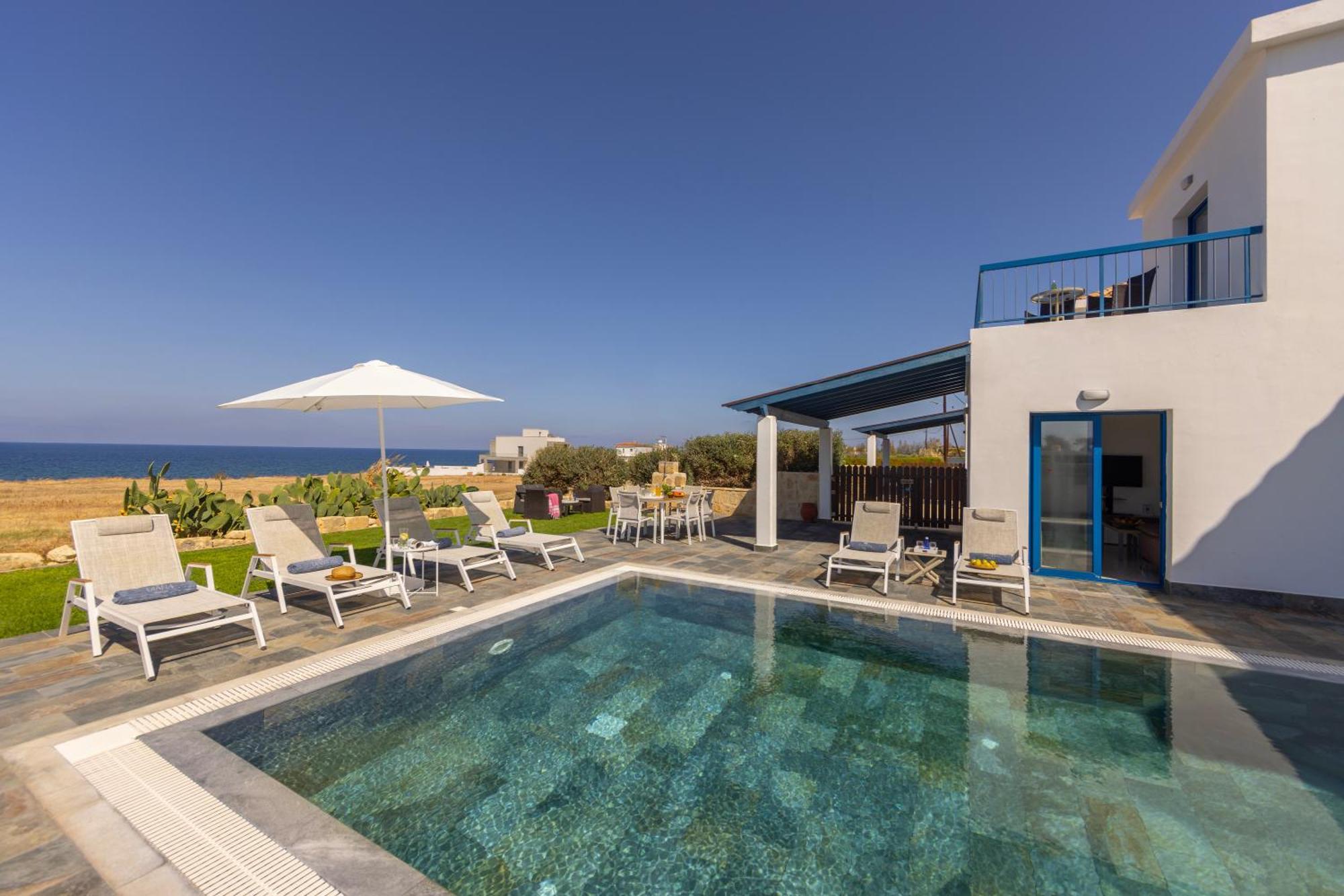 Diana Seaside Villas Pomos Eksteriør bilde