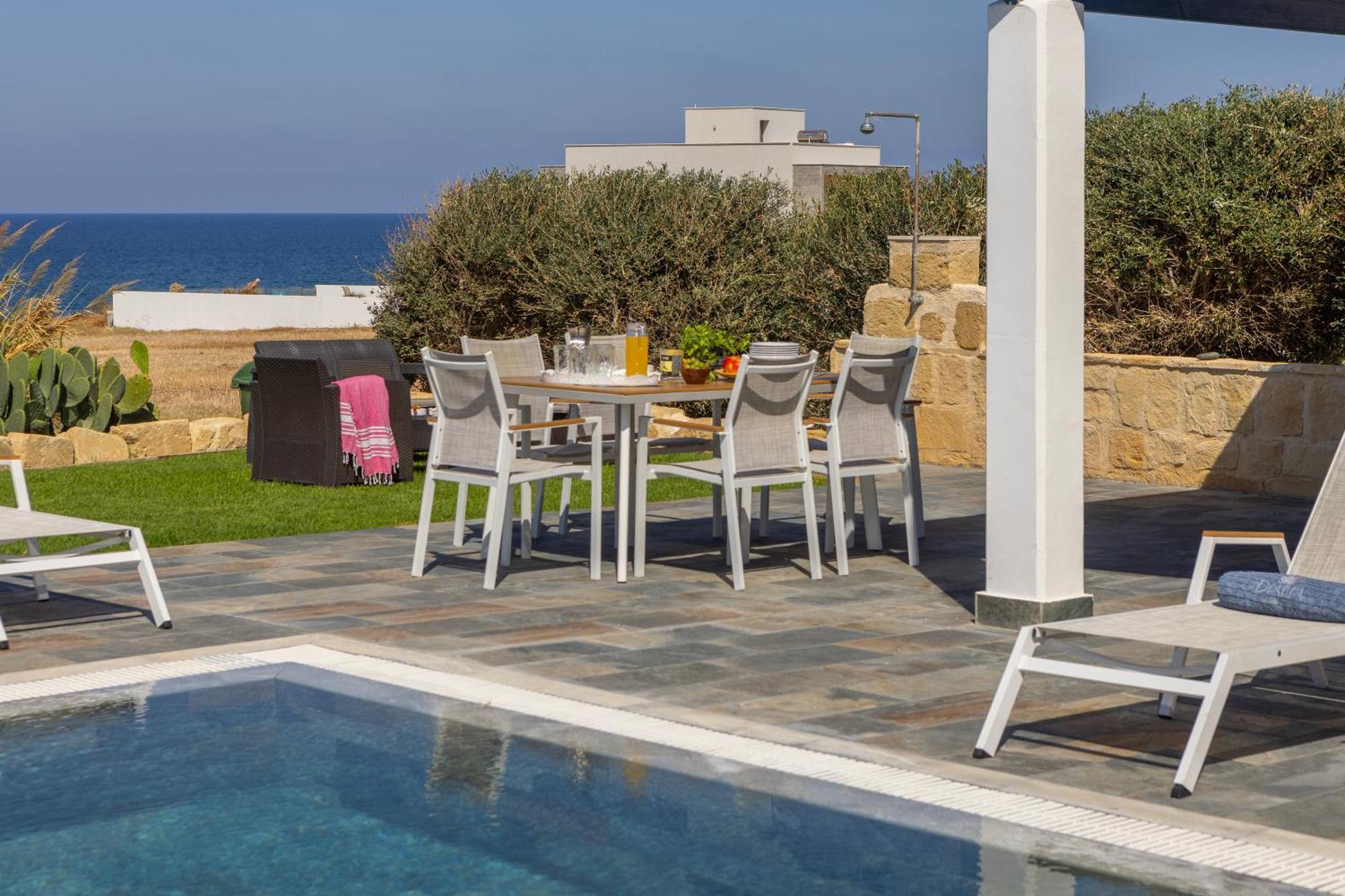 Diana Seaside Villas Pomos Eksteriør bilde