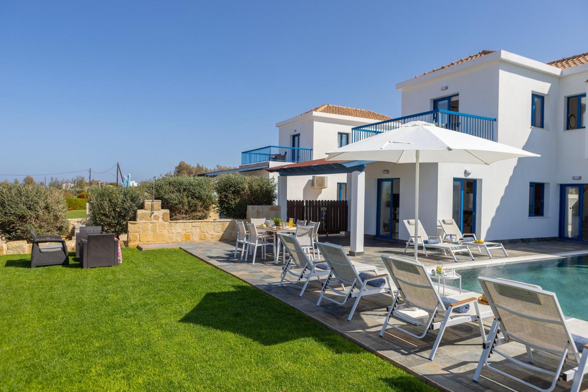 Diana Seaside Villas Pomos Eksteriør bilde