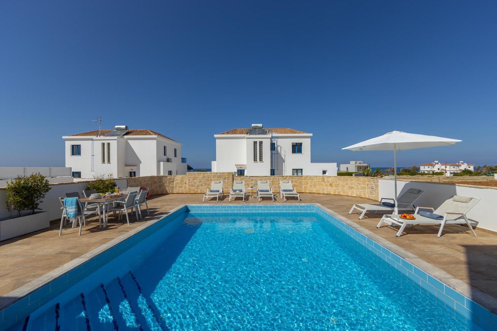 Diana Seaside Villas Pomos Eksteriør bilde
