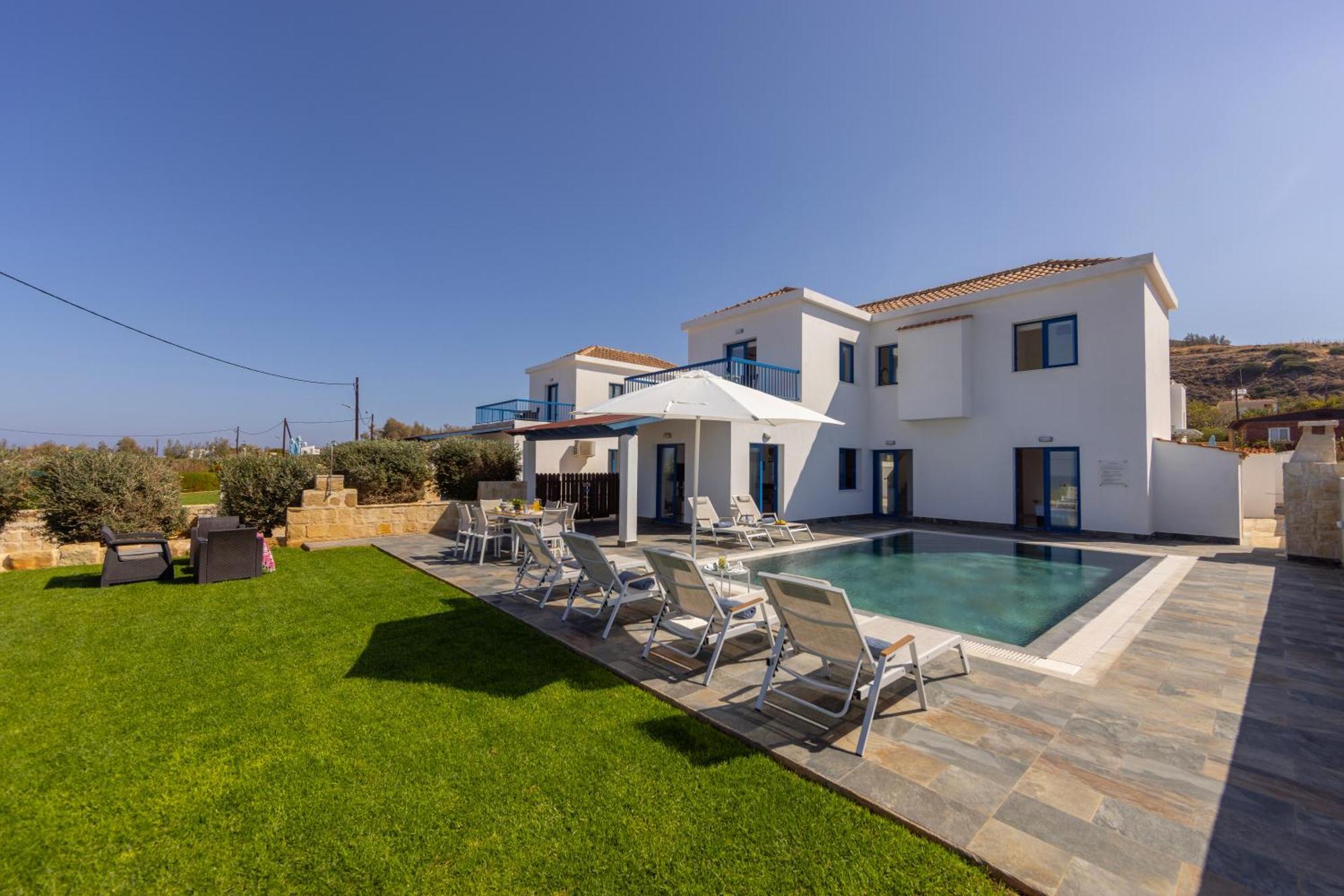Diana Seaside Villas Pomos Eksteriør bilde