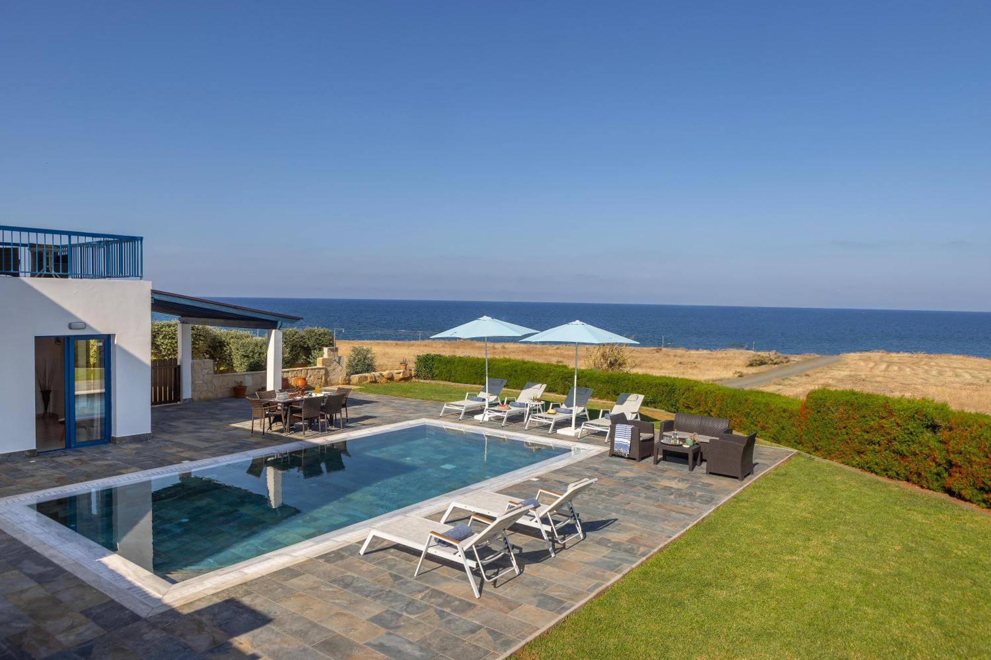 Diana Seaside Villas Pomos Eksteriør bilde
