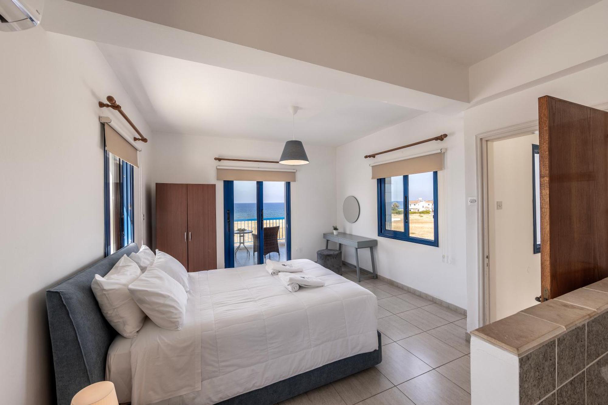 Diana Seaside Villas Pomos Eksteriør bilde