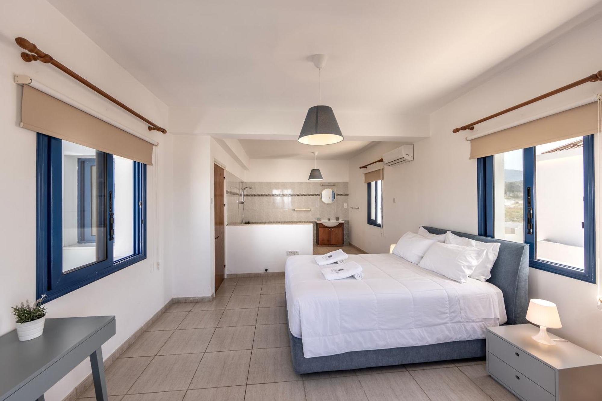 Diana Seaside Villas Pomos Eksteriør bilde